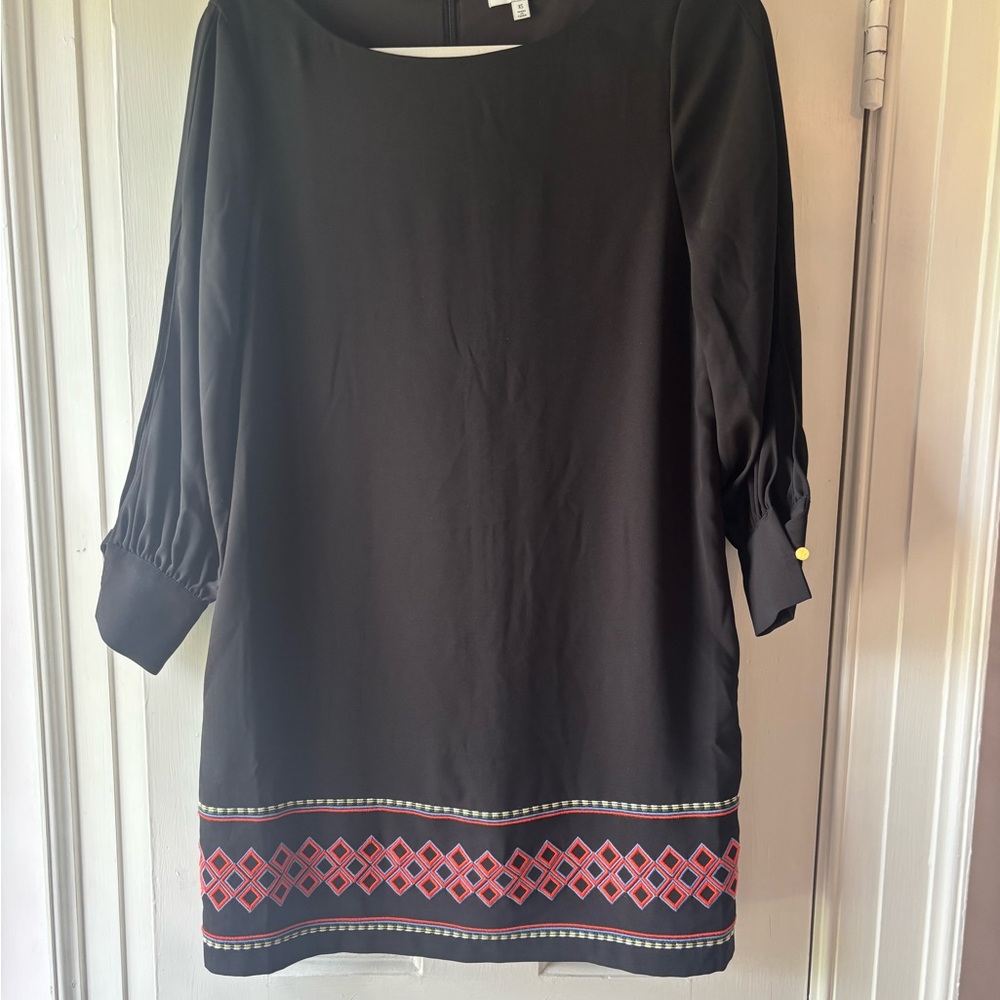 Anna Cate Black Shift Dress With Multicolor Trim. Size XS